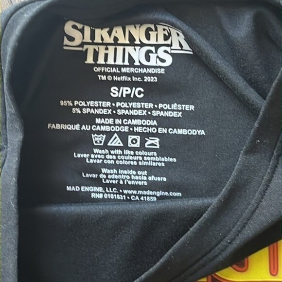 Stranger Things pyjama set womens size small- black blue yellow - Picture 3 of 7